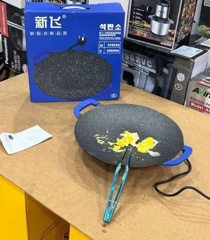 Electric Non-Stick Tawa – Temperature Control, 1000W, Black**