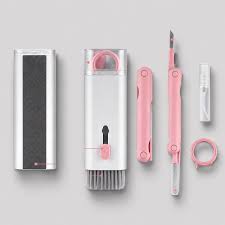 7-in-1 Keyboard Cleaning Kit – Multi-Function Cleaner & Keycap Puller